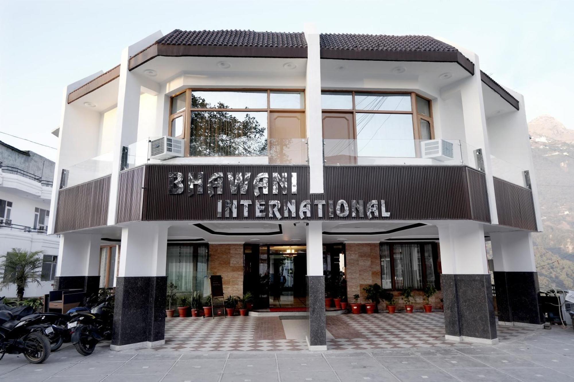 Hotel Bhawani International Katra  Exterior photo